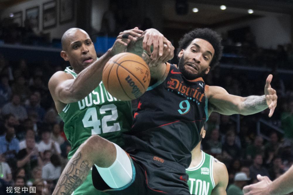 越的学生提 越的学生提